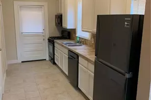 2714 Whitis Ave, Austin, TX 78705 - Photo 3