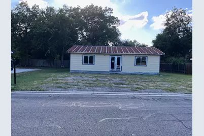 115 Guadalupe Street, Lockhart, TX 78644 - Photo 9