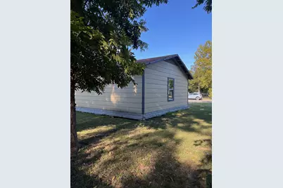 115 Guadalupe Street, Lockhart, TX 78644 - Photo 3