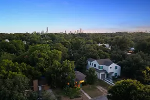 1723 E 38th St, Austin, TX 78722 - Photo 33