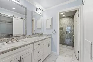 28 Tournament Way, The Hills, TX 78738 - Photo 17