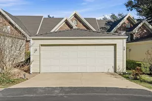 28 Tournament Way, The Hills, TX 78738 - Photo 5