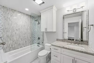 28 Tournament Way, The Hills, TX 78738 - Photo 23