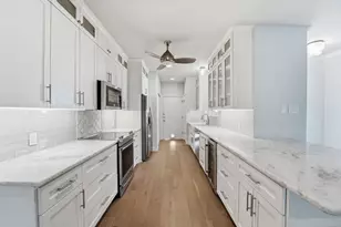 28 Tournament Way, The Hills, TX 78738 - Photo 9