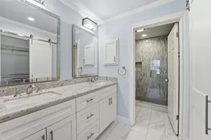 28 Tournament Way, The Hills, TX 78738 - Photo 17