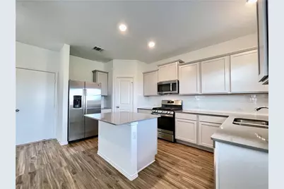 118 Canley Loop, Hutto, TX 78634 - Photo 7