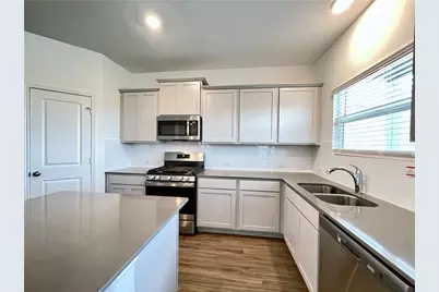 118 Canley Loop, Hutto, TX 78634 - Photo 9