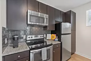 1900 Barton Springs Rd, Austin, TX 78704 - Photo 9