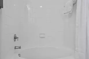 1900 Barton Springs Rd, Austin, TX 78704 - Photo 19