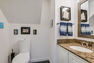 2001 Parker Ln S, Austin, TX 78741 - Photo 13