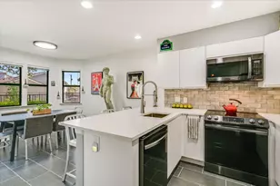 2001 Parker Ln S, Austin, TX 78741 - Photo 3