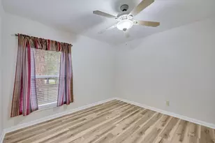 274 Akaloa Dr, Bastrop, TX 78602 - Photo 15