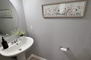 1101 E Parmer Ln, Austin, TX 78753 - Photo 11