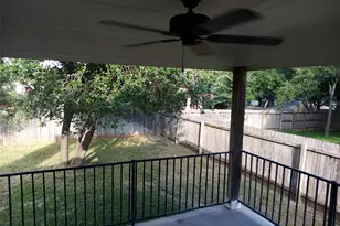 2412 Tumbling River Dr, Leander, TX 78641 - Photo 3