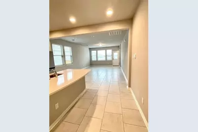 125 Kellys Heroes Way, Jarrell, TX 76537 - Photo 9