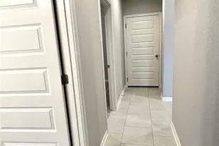 125 Kellys Heroes Wy, Jarrell, TX 76537 - Photo 21