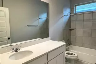 125 Kellys Heroes Wy, Jarrell, TX 76537 - Photo 17