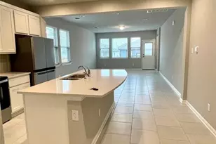 125 Kellys Heroes Wy, Jarrell, TX 76537 - Photo 13