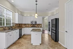 10648 Bramblecrest Dr, Austin, TX 78726 - Photo 7