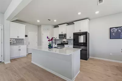 596 Backstays Loop, Kyle, TX 78640 - Photo 5