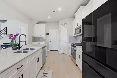 596 Backstays Loop, Kyle, TX 78640 - Photo 5