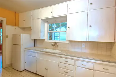 1004 E 38 1/2 Street, Austin, TX 78751 - Photo 11