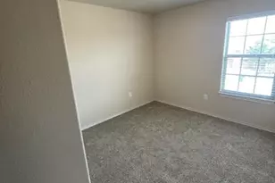 118 Creekside Villa Dr, Kyle, TX 78640 - Photo 15