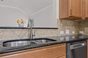 5833 Zachary Scott St, Austin, TX 78747 - Photo 7