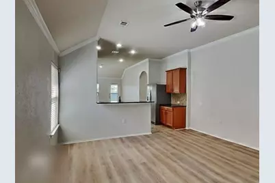 5833 Zachary Scott Street, Austin, TX 78747 - Photo 5