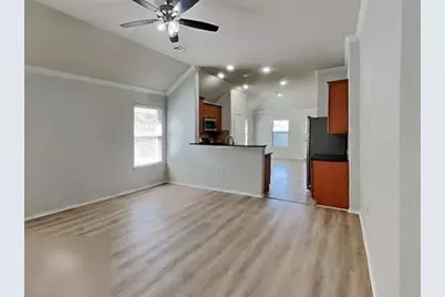 5833 Zachary Scott Street, Austin, TX 78747 - Photo 3