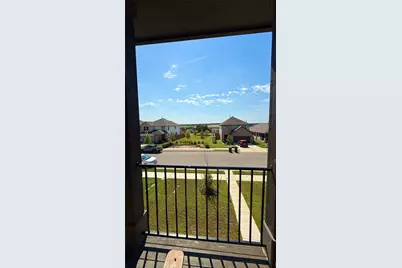 204 Travis Lane, Liberty Hill, TX 78642 - Photo 9