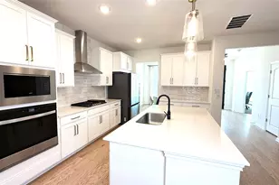 204 Travis Ln, Liberty Hill, TX 78642 - Photo 3