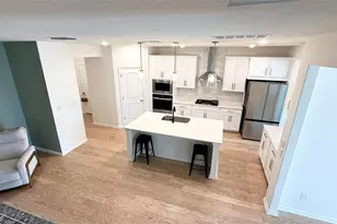 204 Travis Ln, Liberty Hill, TX 78642 - Photo 7