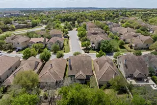 14324 Broadwinged Hawk Dr, Austin, TX 78738 - Photo 37