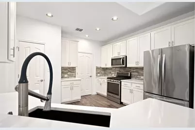 14324 Broadwinged Hawk Drive, Austin, TX 78738 - Photo 5