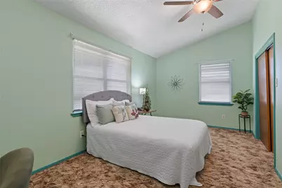 6448 River Oaks Drive, Kingsland, TX 78639 - Photo 33