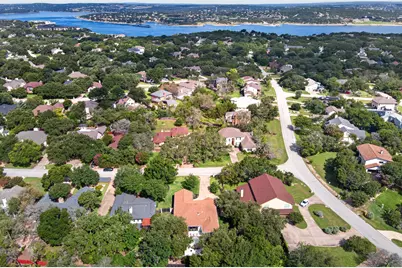 103 Copperleaf Road, Lakeway, TX 78734 - Photo 33
