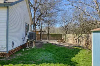 1704 Webberville Road, Austin, TX 78721 - Photo 25