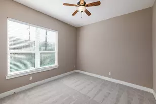 1704 Webberville Rd, Austin, TX 78721 - Photo 19