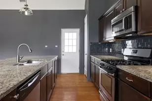 1704 Webberville Rd, Austin, TX 78721 - Photo 11