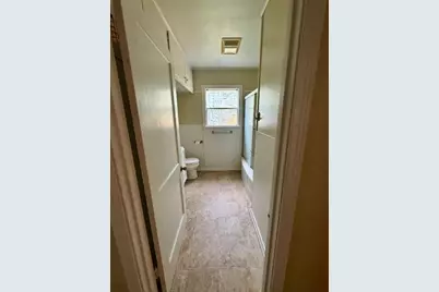 762 E Walnut Street, La Grange, TX 78945 - Photo 9