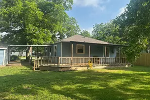 762 E Walnut St, La Grange, TX 78945 - Photo 21