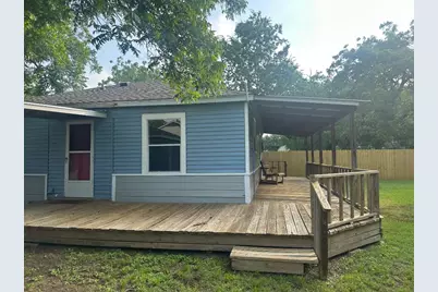 762 E Walnut Street, La Grange, TX 78945 - Photo 19