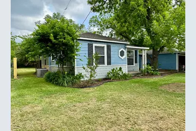 762 E Walnut Street, La Grange, TX 78945 - Photo 25