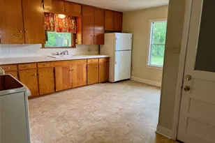 762 E Walnut St, La Grange, TX 78945 - Photo 15