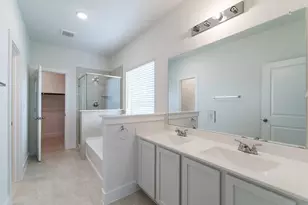 104 Old Silver Dr, Jarrell, TX 76537 - Photo 11