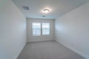 104 Old Silver Dr, Jarrell, TX 76537 - Photo 17