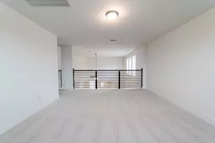 104 Old Silver Dr, Jarrell, TX 76537 - Photo 13