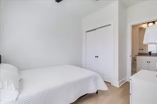 3000 Duval St, Austin, TX 78705 - Photo 11