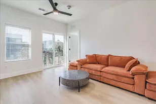 3000 Duval St, Austin, TX 78705 - Photo 9